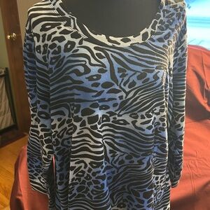 Women’s Plus size XXL/2X Premise Blue and Black Animal Print Tunic